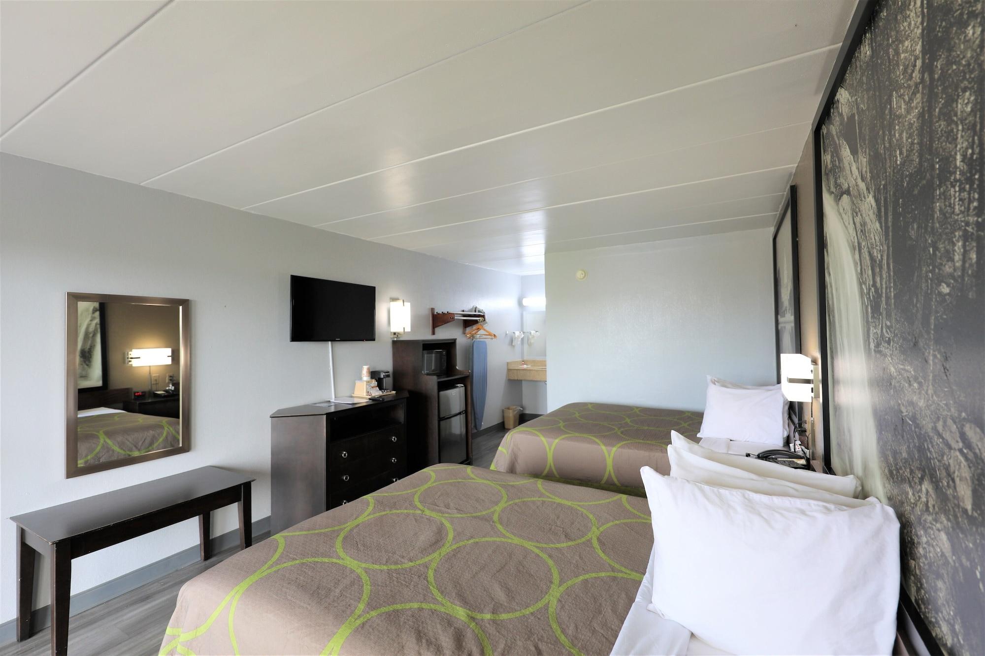Super 8 By Wyndham Manassas Hotel Ngoại thất bức ảnh