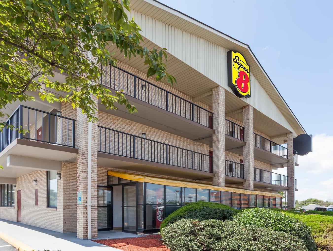 Super 8 By Wyndham Manassas Hotel Ngoại thất bức ảnh